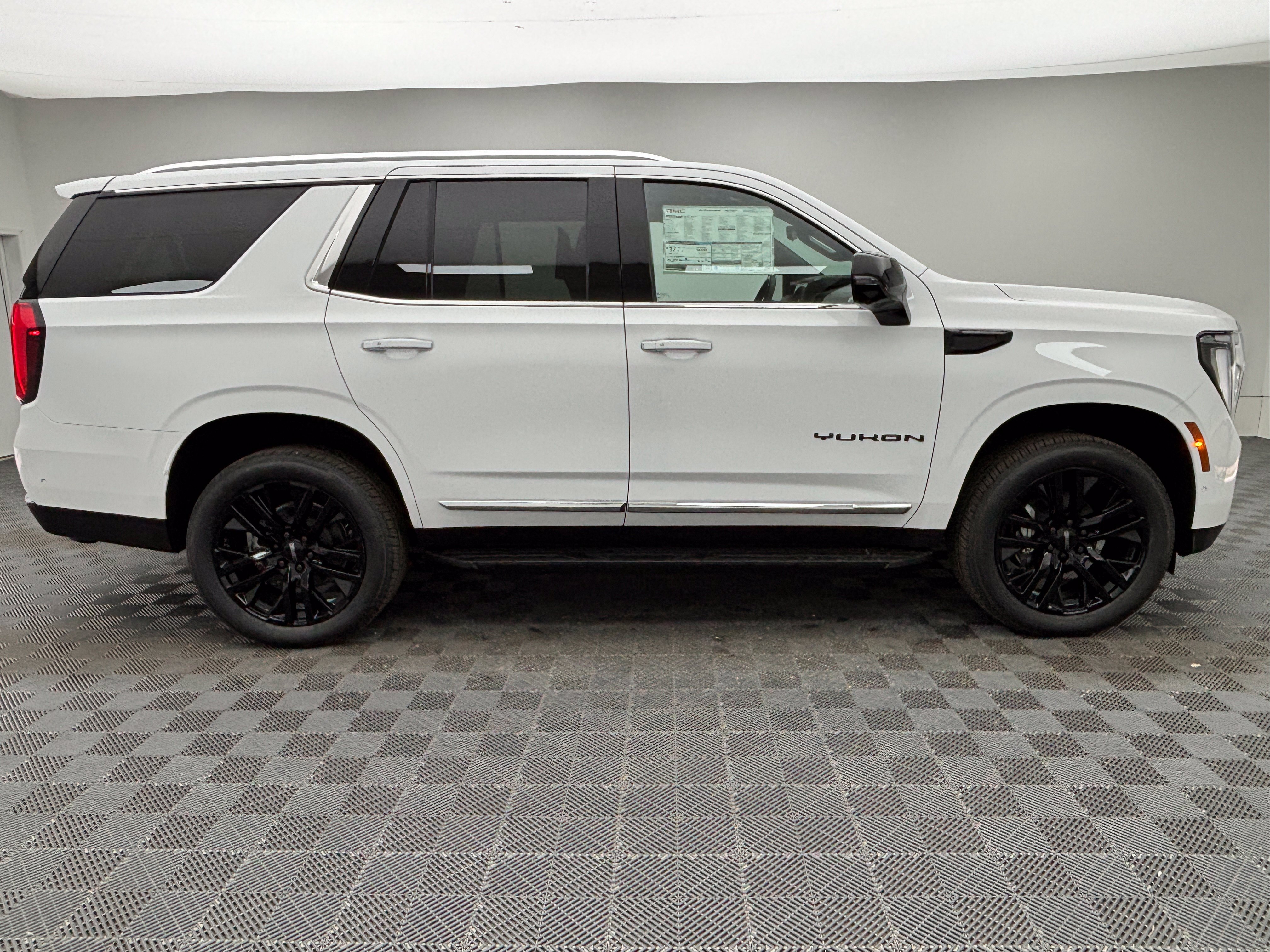 New 2026 GMC Yukon Elevation w/ Elevation Premium Package AWD/4WD image 10