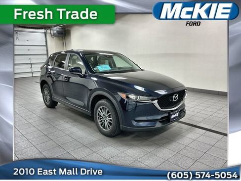Used 2017 MAZDA CX-5 Touring w/ Preferred Equipment Package FWD image 1