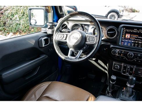 Used 2021 Jeep Wrangler Unlimited Sahara w/ Cold Weather Group image 13