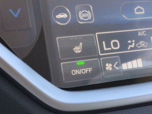 Used 2025 Subaru Ascent Premium AWD/4WD image 22