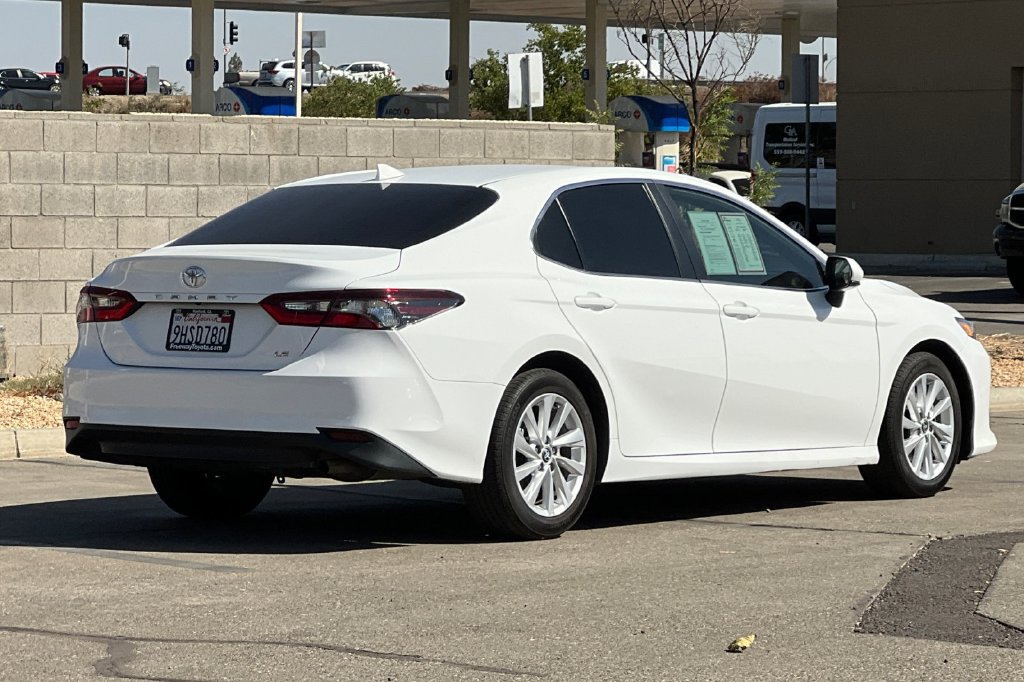 Certified 2024 Toyota Camry LE FWD image 5