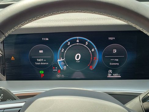 Certified 2026 Volkswagen Tiguan SE FWD image 28