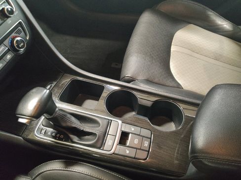Used 2020 Kia Optima EX FWD image 26