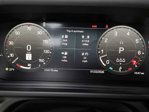 Used 2025 Land Rover Defender 110 X-Dynamic SE image 29