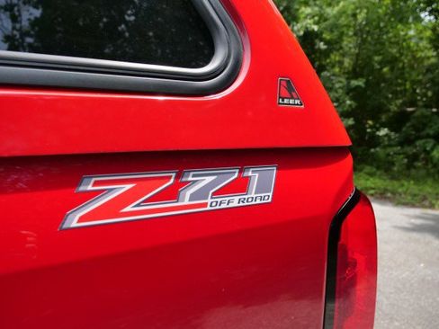 Used 2015 Chevrolet Colorado Z71 AWD/4WD image 18