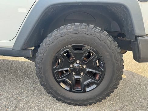 Used 2016 Jeep Wrangler Unlimited Sport AWD/4WD image 26