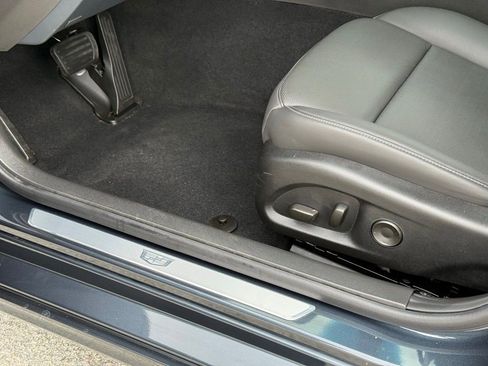 Certified 2025 Cadillac CT4 Premium Luxury image 23