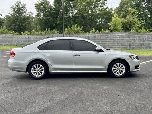 Used 2015 Volkswagen Passat 1.8T Wolfsburg Edition FWD image 8