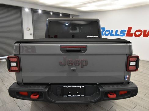 Used 2022 Jeep Gladiator Rubicon w/ LED Lighting Group image 4