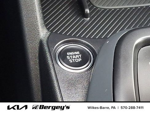 Certified 2025 Kia K4 EX image 26