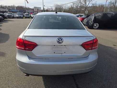 Used 2014 Volkswagen Passat TDI SEL Premium image 4