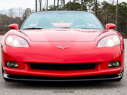 Used 2005 Chevrolet Corvette Convertible w/ Preferred Equipment Group image 13