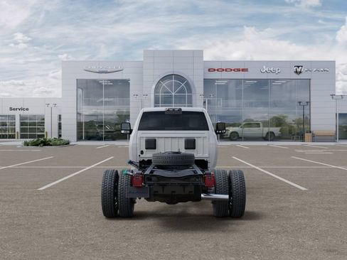New 2026 RAM 4500 Tradesman w/ Chrome Appearance Group RWD image 7