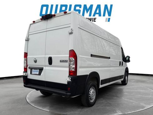 Used 2024 RAM ProMaster 2500 w/ Convenience Group image 6
