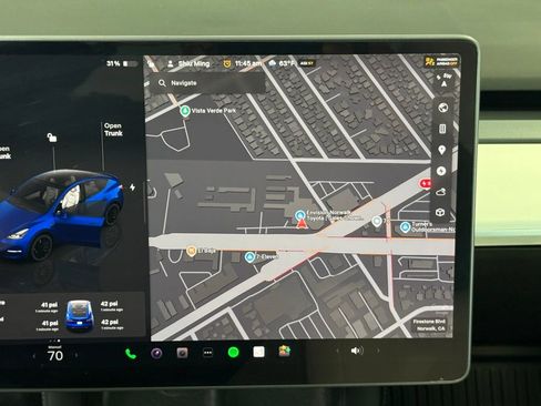 Used 2022 Tesla Model Y Performance image 23