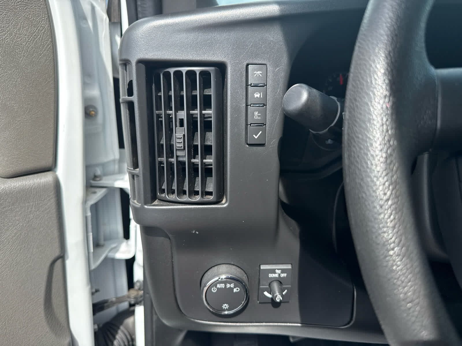 Certified 2025 Chevrolet Express 2500 w/ Driver Convenience Package RWD image 12