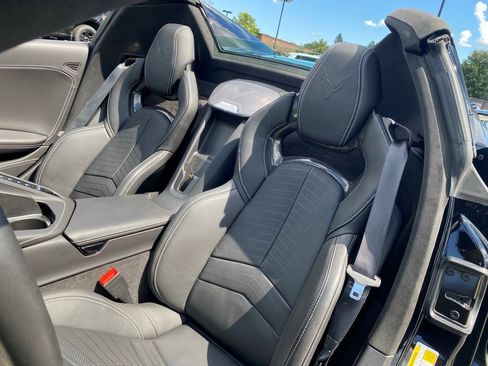Certified 2023 Chevrolet Corvette Stingray Premium Conv w/ Z51 Performance Package image 21