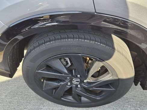 Used 2022 Honda HR-V Sport image 8