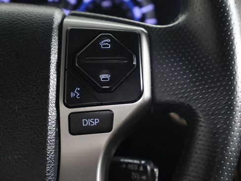 Used 2018 Toyota 4Runner Limited AWD/4WD image 37