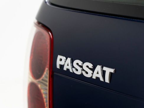 Used 2004 Volkswagen Passat W8 AWD/4WD image 60