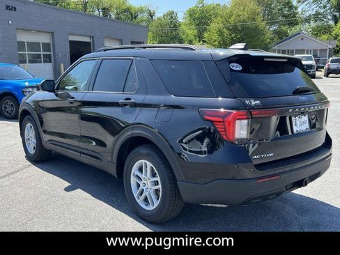New 2026 Ford Explorer Active image 5