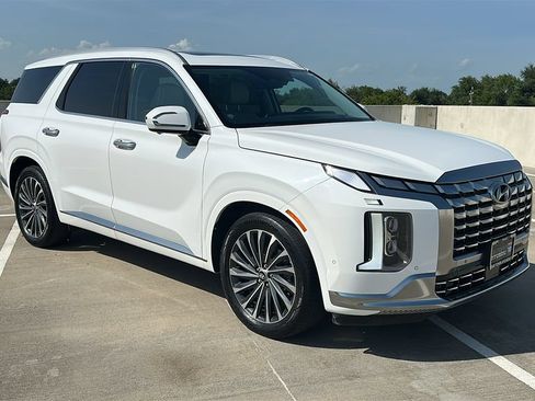 Used 2024 Hyundai Palisade Calligraphy AWD/4WD image 16