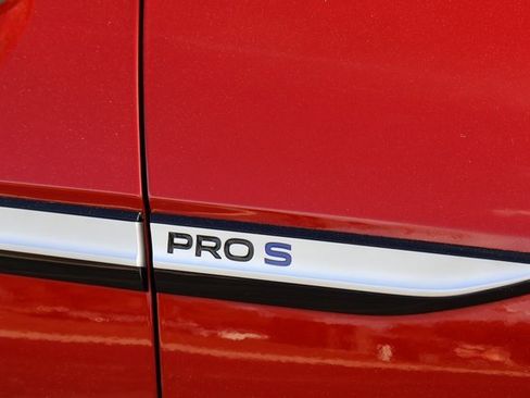 Certified 2024 Volkswagen ID.4 Pro S image 7