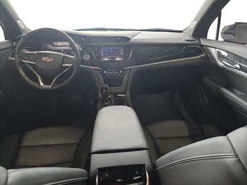 Used 2023 Cadillac XT6 Premium Luxury AWD/4WD image 9