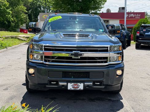 Used 2019 Chevrolet Silverado 3500 High Country w/ Duramax Plus Package AWD/4WD image 3