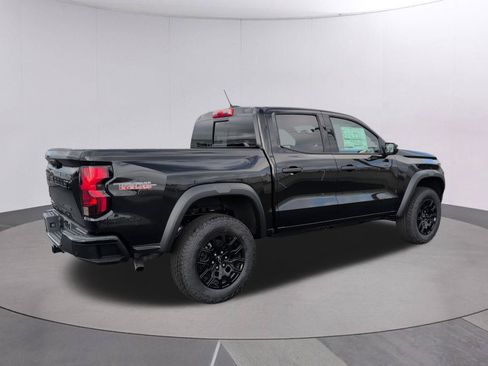 New 2026 Chevrolet Colorado Trail Boss AWD/4WD image 3