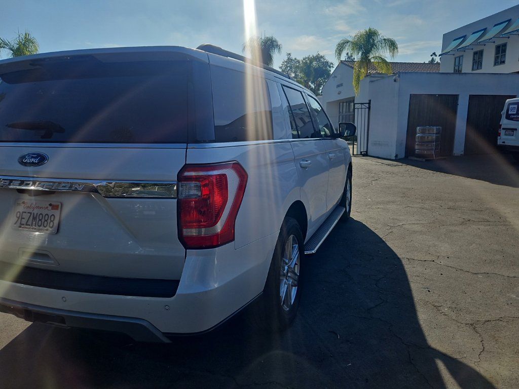 Used 2019 Ford Expedition XLT w/ Equipment Group 202A RWD image 8