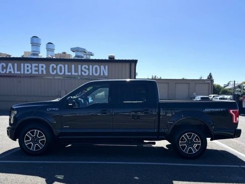 Used 2015 Ford F150 XLT w/ Equipment Group 302A Luxury RWD image 8