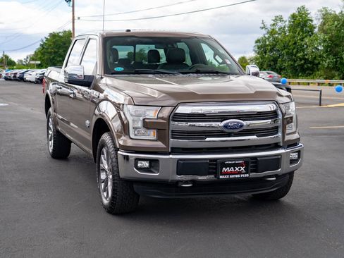 Used 2016 Ford F150 King Ranch w/ Equipment Group 601A Luxury AWD/4WD image 2