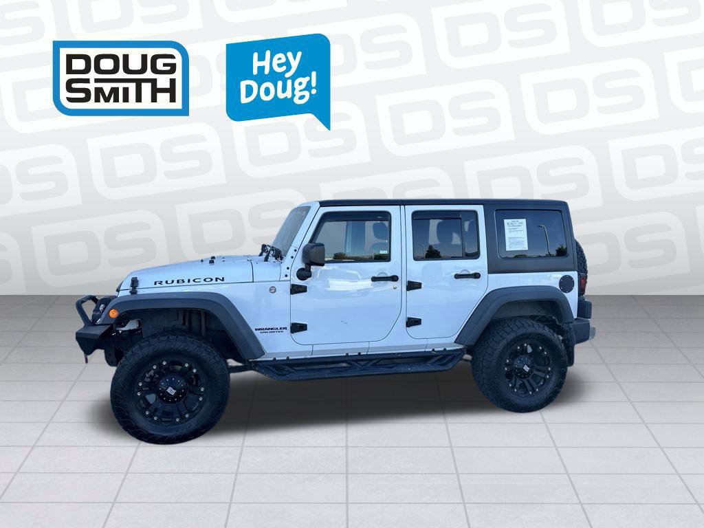 Used 2015 Jeep Wrangler Unlimited Rubicon w/ Connectivity Group AWD/4WD image 2
