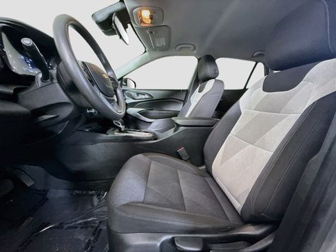 Used 2024 Chevrolet Trax LS FWD image 21