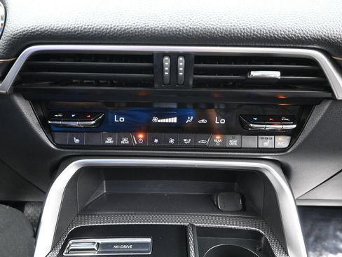 Used 2024 MAZDA CX-90 Plug-In Hybrid w/ Preferred AWD/4WD image 23