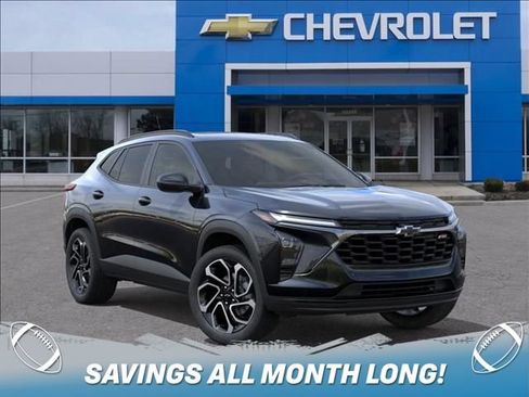 New 2026 Chevrolet Trax RS w/ Sunroof Package FWD image 7