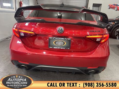 Used 2018 Alfa Romeo Giulia Ti Sport w/ Quick Order Package 22S Sport image 44