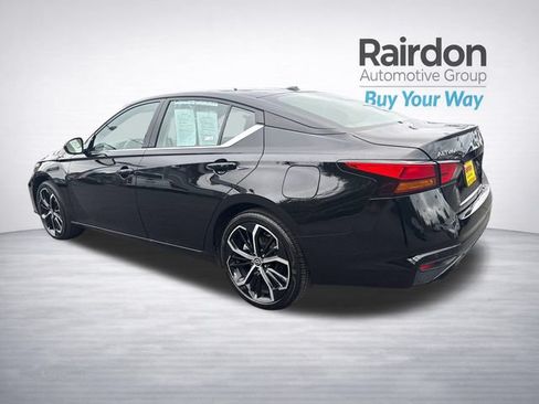 Used 2025 Nissan Altima 2.5 SR AWD/4WD image 5