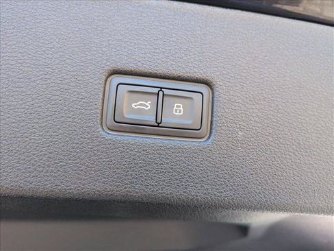 Used 2021 Audi RS Q8 AWD/4WD image 11