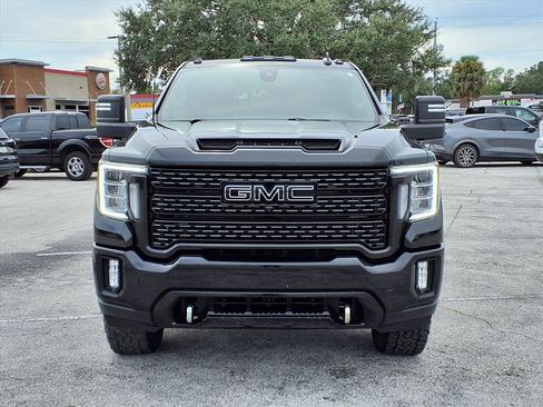 Used 2022 GMC Sierra 3500 Denali image 2