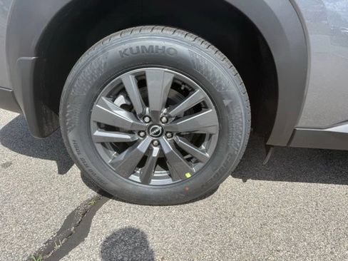 New 2026 Nissan Pathfinder SV AWD/4WD image 12