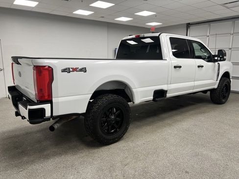 Used 2023 Ford F350 XLT image 11