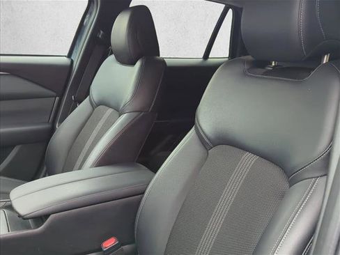 Used 2024 MAZDA CX-50 AWD 2.5 S w/ Preferred Package image 11