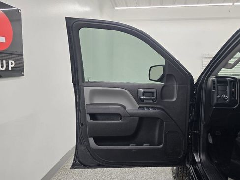 Used 2017 Chevrolet Silverado 2500 W/T RWD image 28