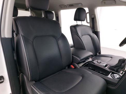 Used 2024 INFINITI QX80 Premium Select w/ Cargo Package image 12