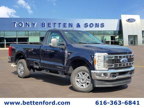 New 2025 Ford F250 XLT w/ F-250 >10K GVWR Package image 1