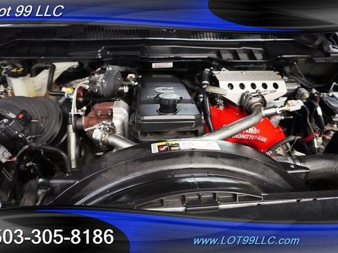 Used 2013 RAM 2500 Tradesman w/ Chrome Appearance Group image 19