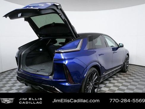 Certified 2026 Cadillac Lyriq V image 27