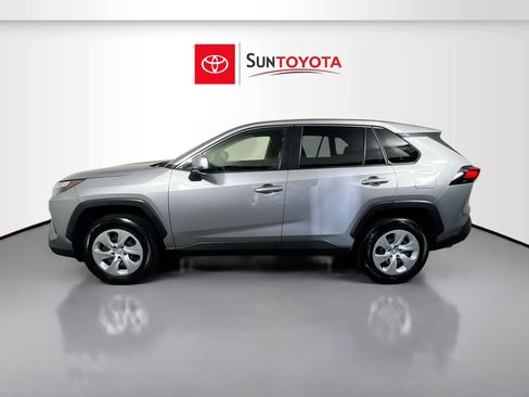 Used 2025 Toyota RAV4 LE FWD image 7